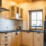 Prestige Krokusowa Dolina Chalet *